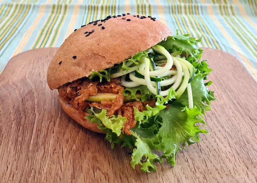 burger s trhanym_kren.remuladou_WEB