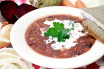 zeleninovy_borsc_chleb