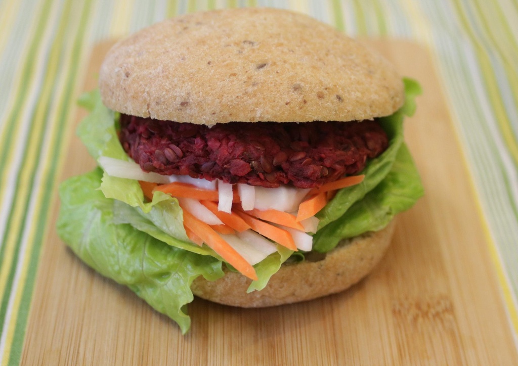 bezlepkovy_repny_burger