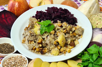 šťouchané brambory s pohankou_uzeným tofu a celerovými škvarky